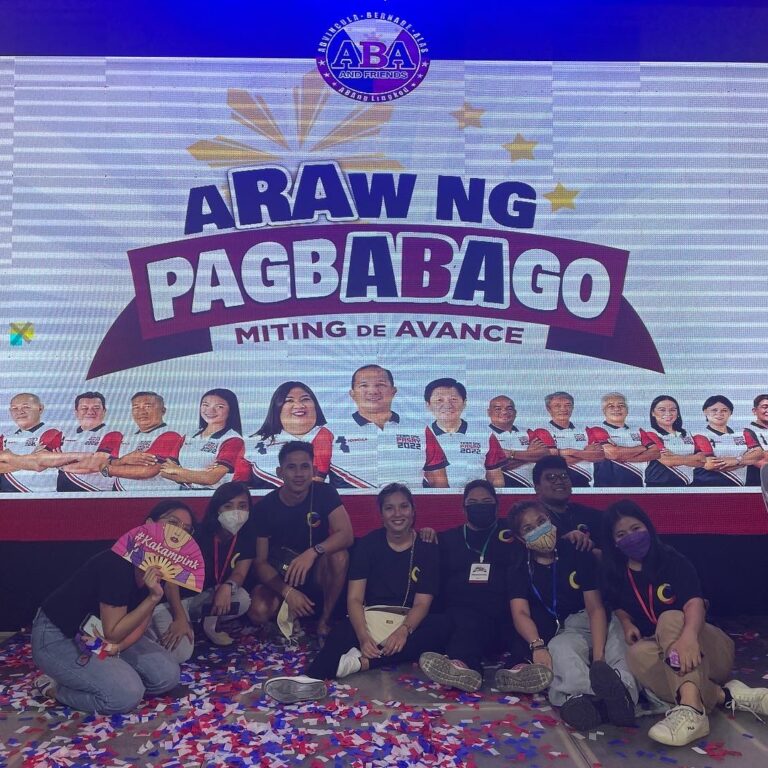 5BFEAAEF 2DCE 4E2E A0E9 9D1ECF6583F4